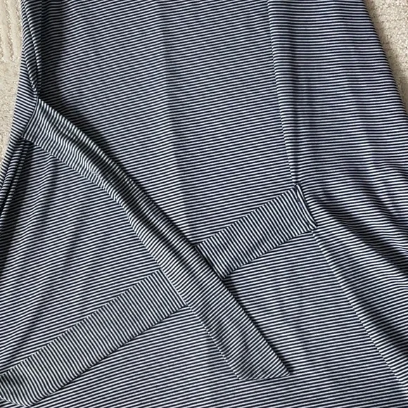 Tee Style Wrap Dress - Picture 5 of 6